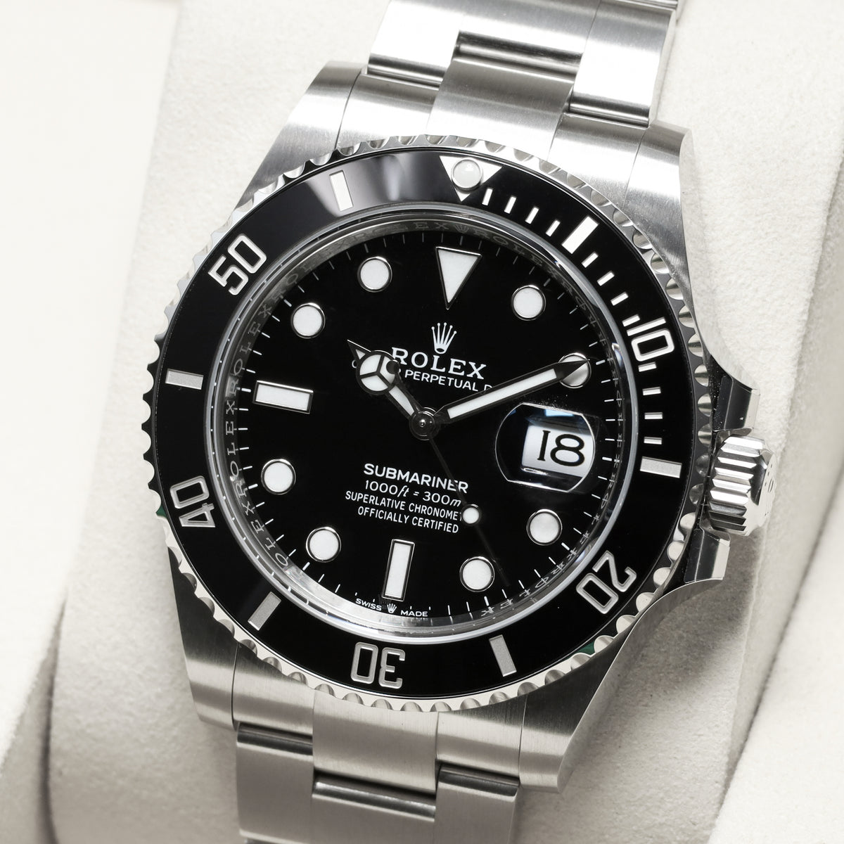Rolex Submariner Date 2026 New 41mm Oystersteel Black Dial Black Cerachrom Ceramic Bezel Oyster Bracelet 126610LN