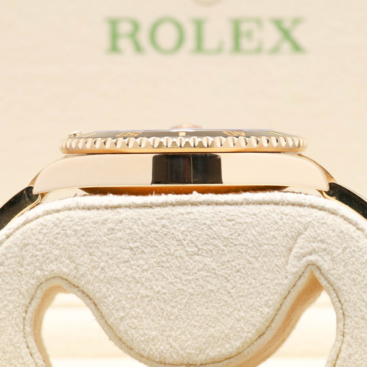 Rolex Submariner 2023 Complete 41mm 18k Yellow Gold Black Dial Black Cerachrom Ceramic Bezel 18k Yellow Gold Oyster Bracelet 126618LN