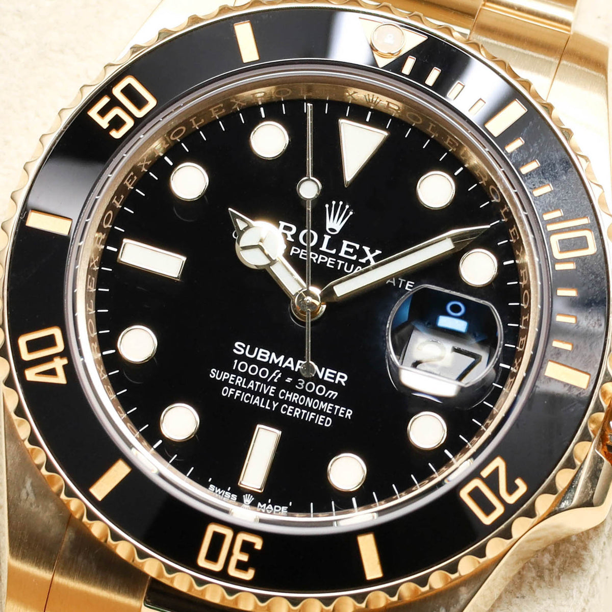 Rolex Submariner 2023 Complete 41mm 18k Yellow Gold Black Dial Black Cerachrom Ceramic Bezel 18k Yellow Gold Oyster Bracelet 126618LN