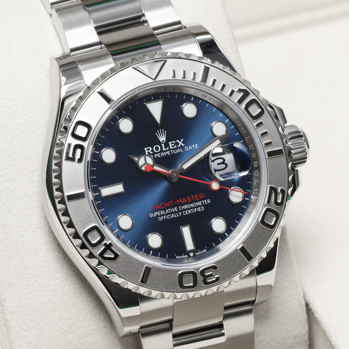 Rolex Yacht Master 2025 Complete 40mm Oystersteel Blue Sunburst Solid Platinum Bidirectional Rotating Bezel Oyster Bracelet 126622