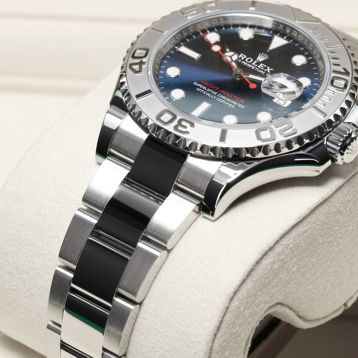 Rolex Yacht Master 2025 Complete 40mm Oystersteel Blue Sunburst Solid Platinum Bidirectional Rotating Bezel Oyster Bracelet 126622