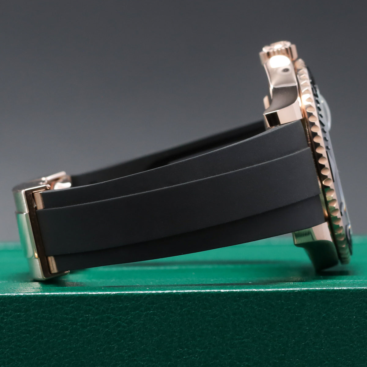 Rolex Yacht-Master 40 Complete 40mm 18K Everose Gold Intense Black Dial Matte Black Cerachrom Ceramic with 18K Everose Gold Black Oysterflex Bracelet with 18K Everose Gold Oysterlock Folding Clasp 126655