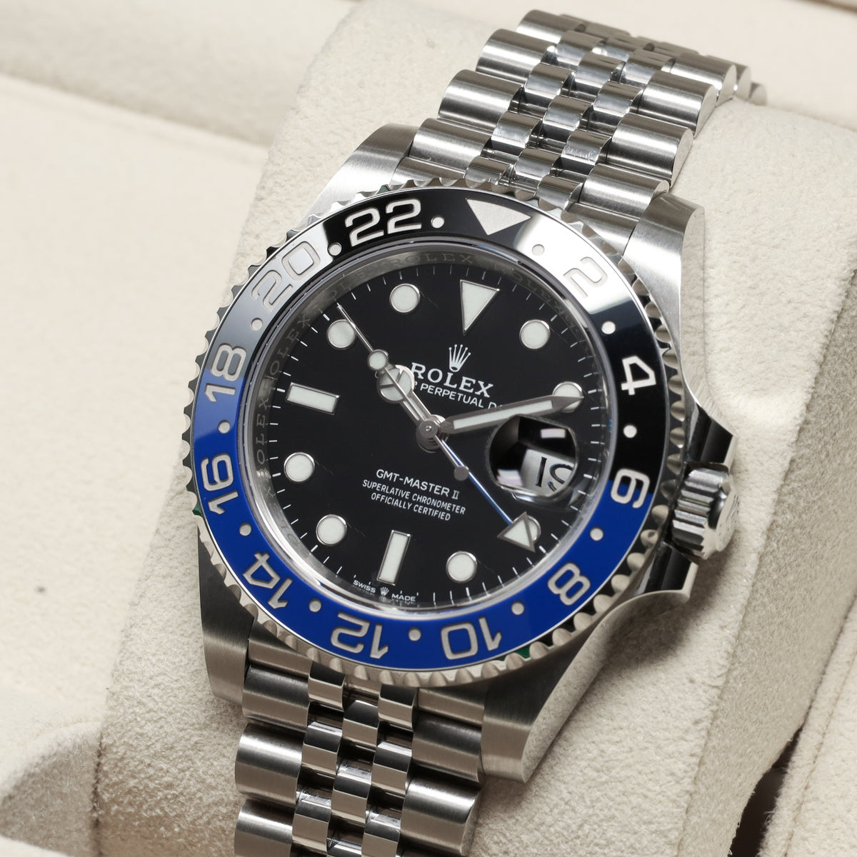 Rolex GMT Master II 2019 “Batgirl” Complete 40mm Oystersteel Black Dial Black and Blue Cerachrom GMT Bezel Oystersteel Jubilee Bracelet with Oysterlock Clasp 126710BLNR