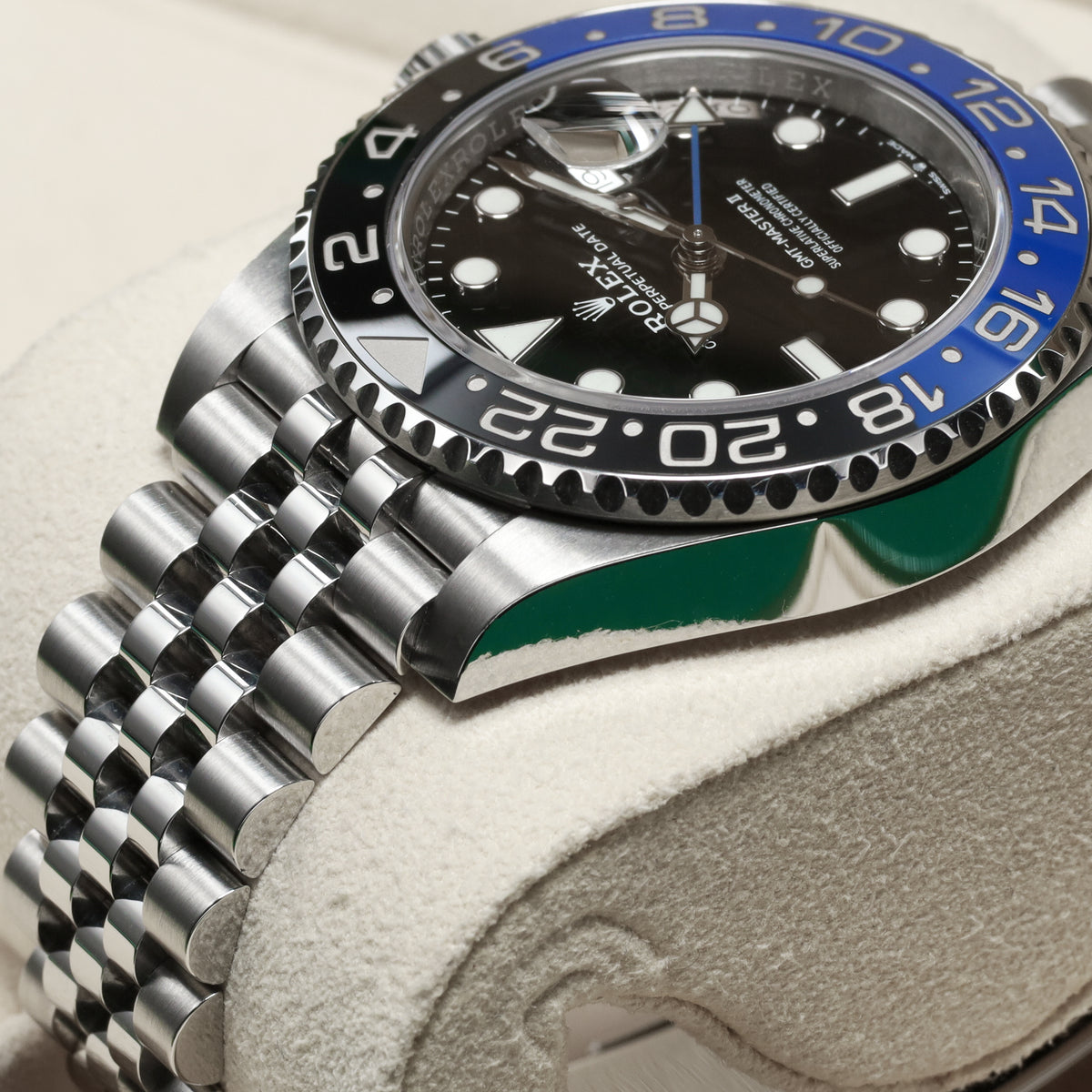 Rolex GMT Master II 2019 “Batgirl” Complete 40mm Oystersteel Black Dial Black and Blue Cerachrom GMT Bezel Oystersteel Jubilee Bracelet with Oysterlock Clasp 126710BLNR
