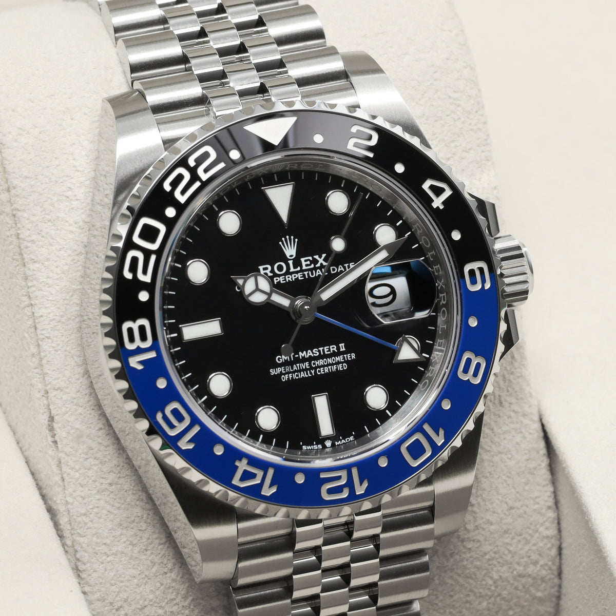 Rolex GMT Master II "Bat Girl" 2026 Complete 40mm  Oystersteel (Stainless Steel)  Black Dial Bidirectional Rotating Blue and Black Cerachrom Ceramic Bezel  Oystersteel Jubilee Bracelet with Oysterlock Safety Clasp 126710BLNR