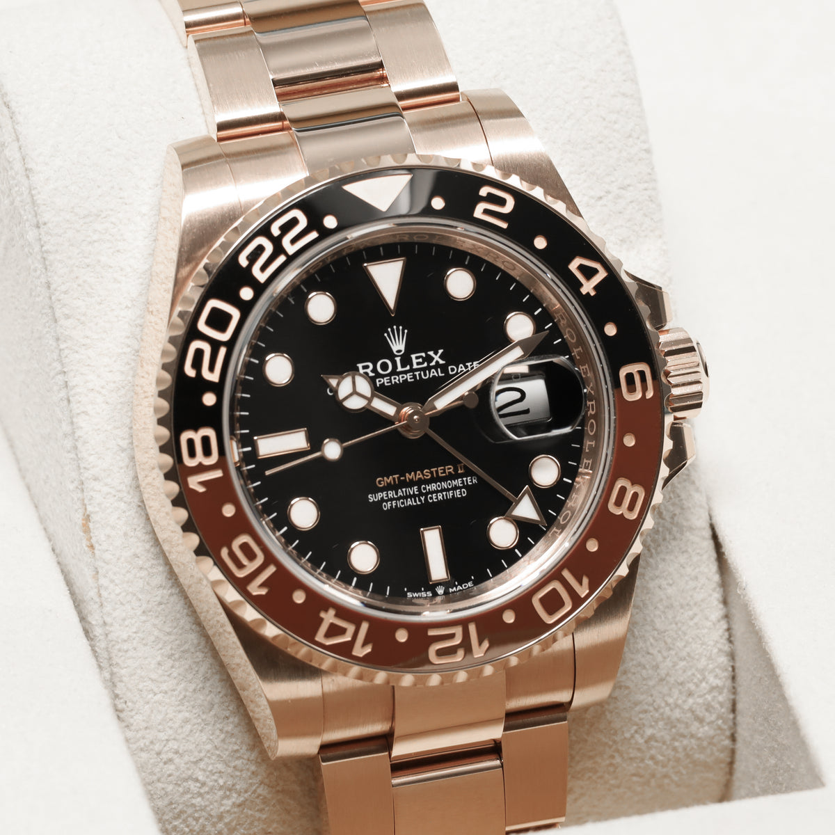 Rolex GMT Master II Complete 40mm 18K Everose Gold Black Dial Brown & Black Cerachrom Ceramic with 18K Everose Gold Bezel 18K Everose Gold Oyster Bracelet 126715CHNR