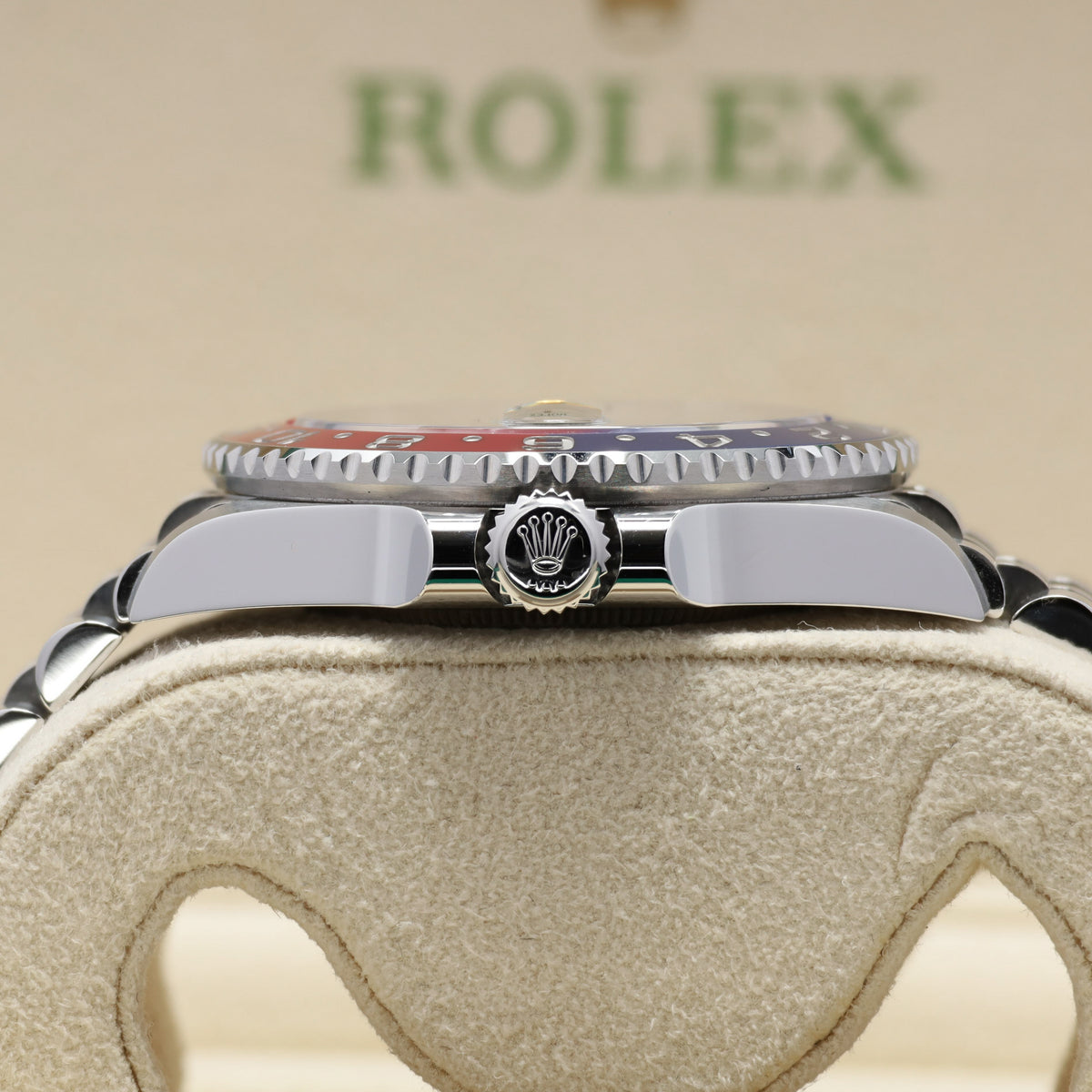 Rolex GMT-Master II Pepsi Complete 40mm Black Dial Red Blue Ceramic Bezel Jubilee Bracelet 126710BLRO