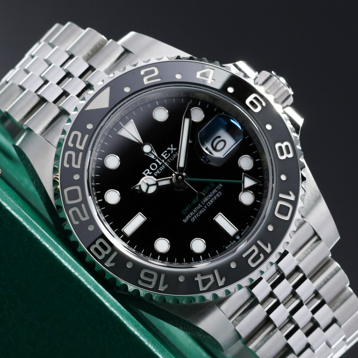 Rolex GMT Master II Bruce Wayne 2026 Complete 40mm Oystersteel Black Dial Black and Grey Cerachrom Ceramic Bezel Jubilee Bracelet 126710GRNR