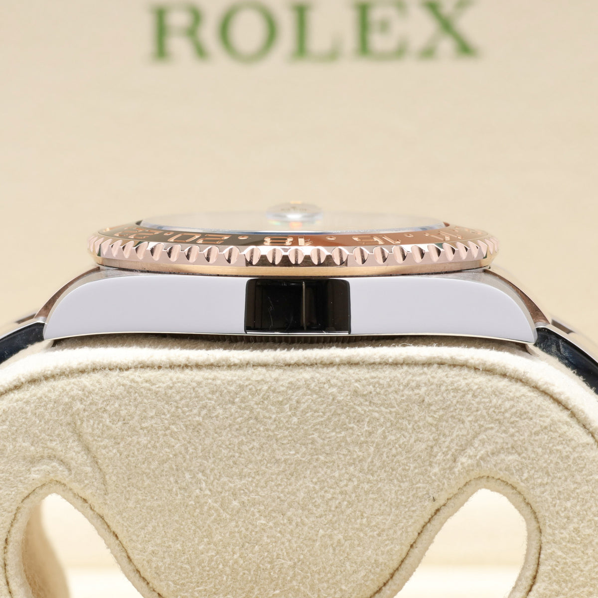 Rolex GMT Master II Rootbeer 2022 Complete 40mm Oystersteel 18k Everose Gold Black Dial Brown Black Cerachrom Two-tone Oyster Bracelet 126711CHNR