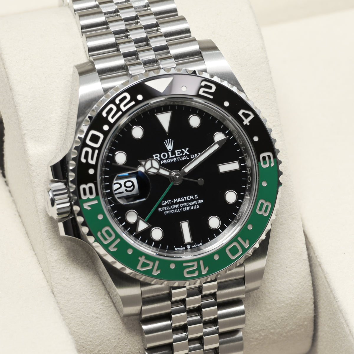 Rolex GMT MASTER II 2026 Complete 40mm Oystersteel (Stainless Steel) Black Dial  Bidirectional Rotating Green and Black Cerachrom Ceramic Bezel  Oystersteel Bracelet with Oysterlock Safety Clasp 126720VTNR