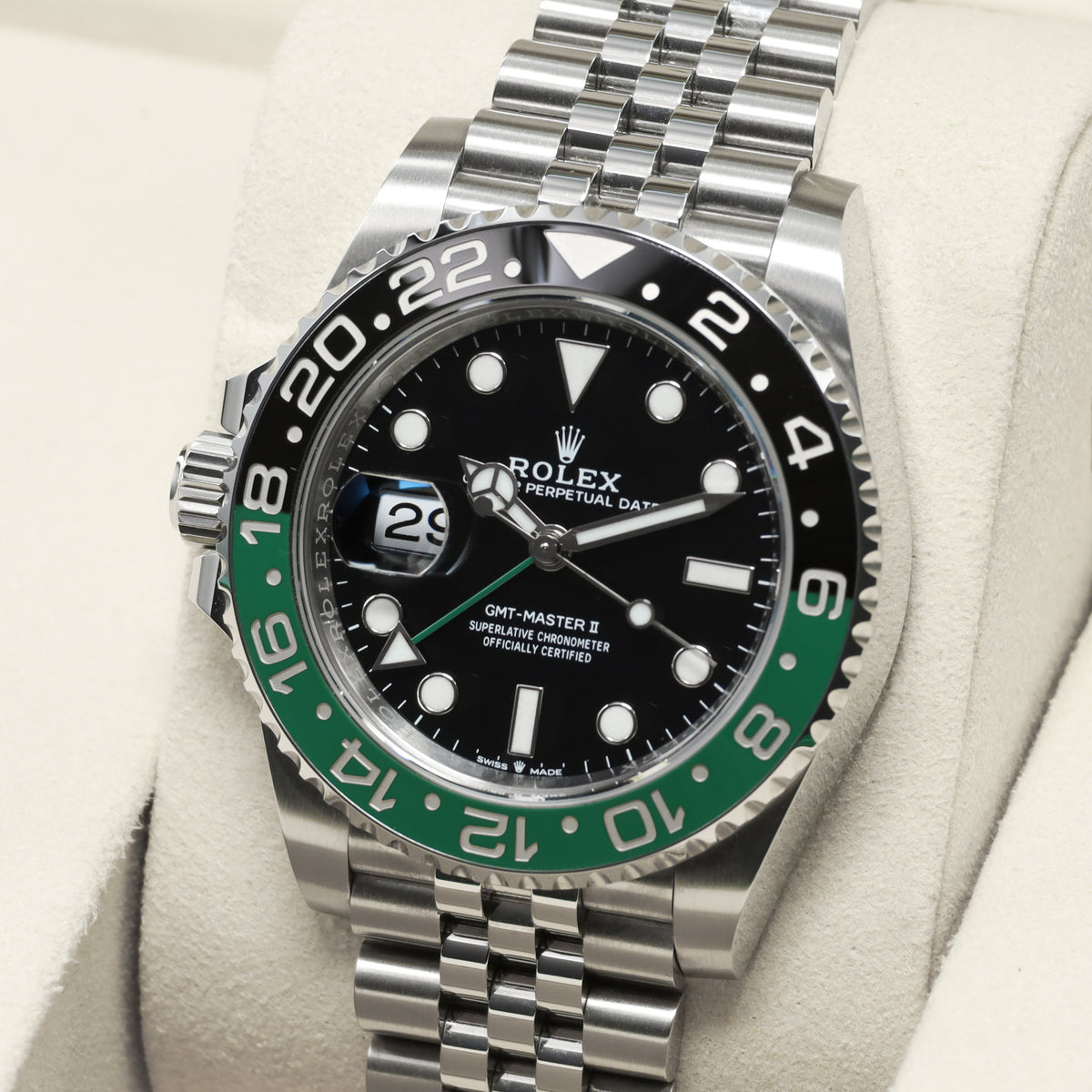 Rolex GMT MASTER II 2026 Complete 40mm Oystersteel (Stainless Steel) Black Dial  Bidirectional Rotating Green and Black Cerachrom Ceramic Bezel  Oystersteel Bracelet with Oysterlock Safety Clasp 126720VTNR