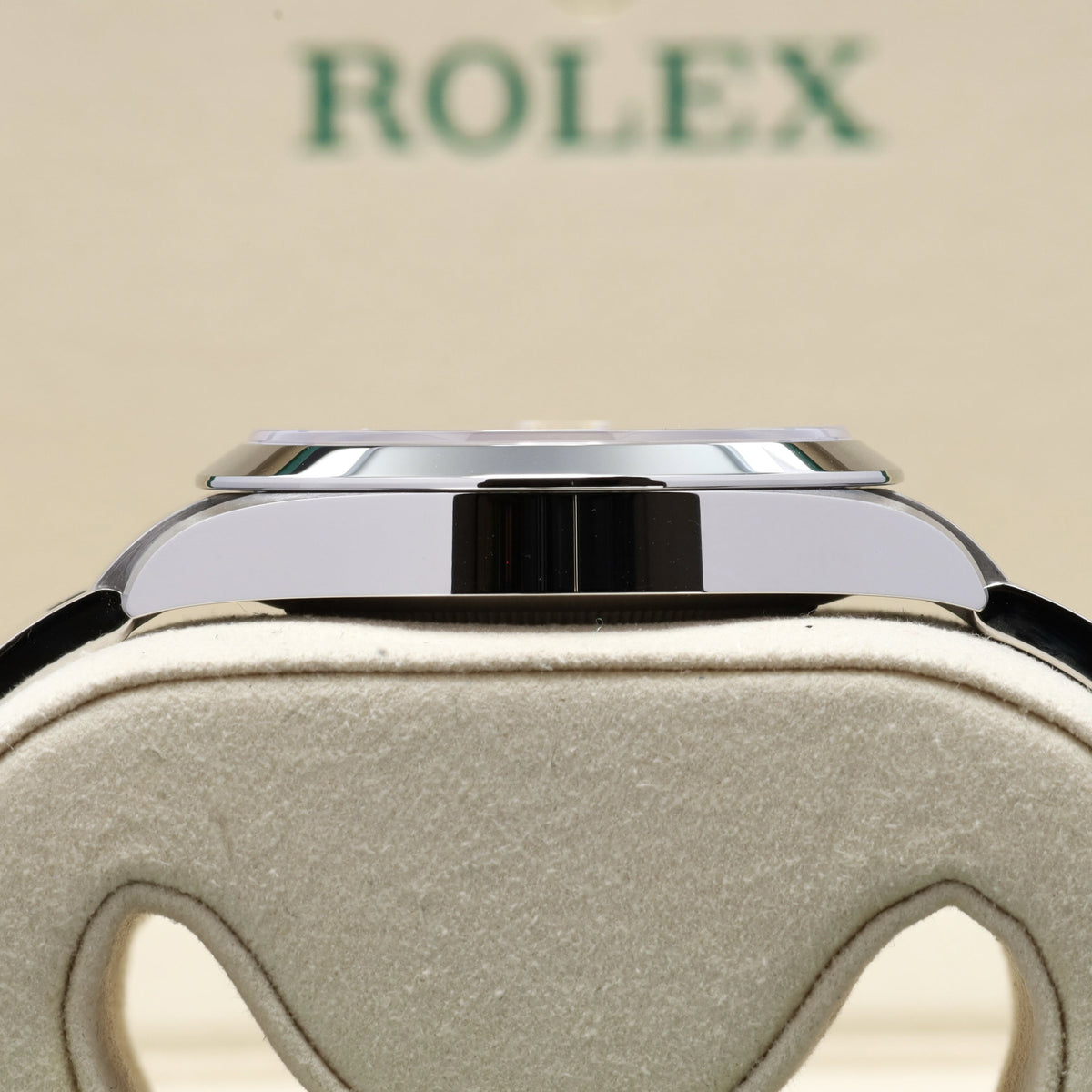 Rolex Airking 2025 Complete 40mm Oystersteel Black Dial Smooth Bezel Oyster Bracelet 126900