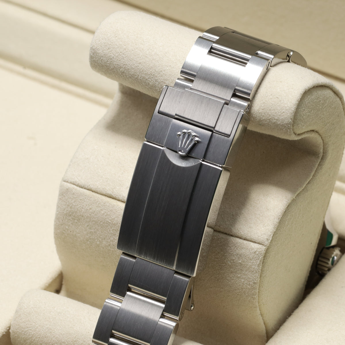Rolex Airking 2025 Complete 40mm Oystersteel Black Dial Smooth Bezel Oyster Bracelet 126900