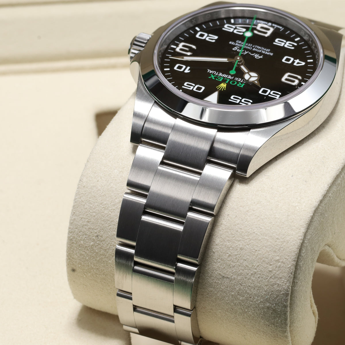 Rolex Airking 2025 Complete 40mm Oystersteel Black Dial Smooth Bezel Oyster Bracelet 126900