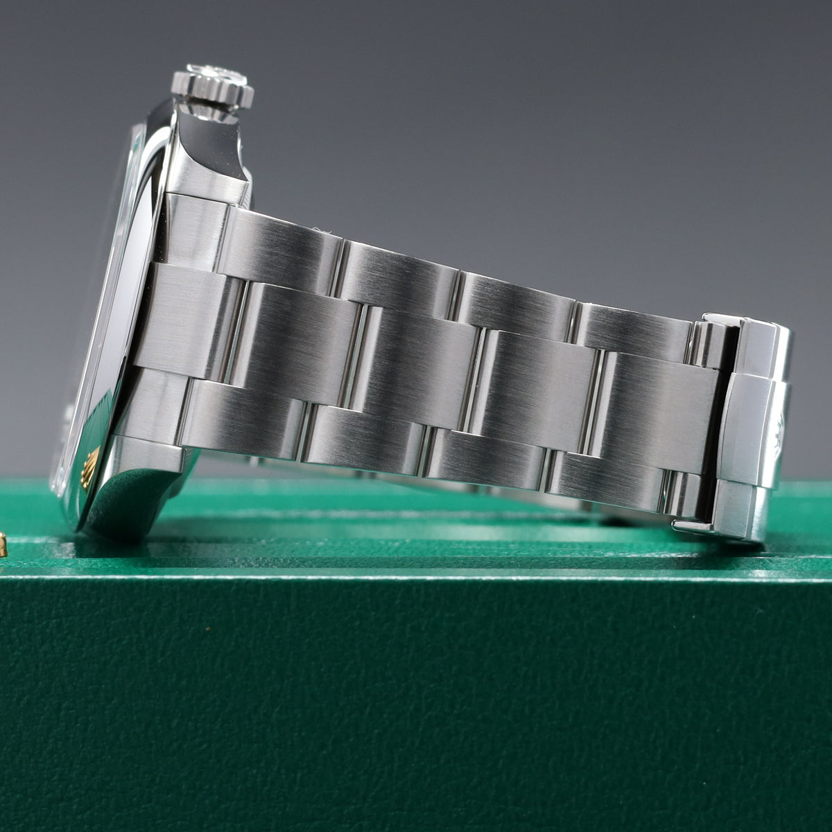 Rolex Oyster Perpetual 2026 Complete 41mm Oystersteel Pink Dial Smooth Domed Bezel Oyster Bracelet 134300