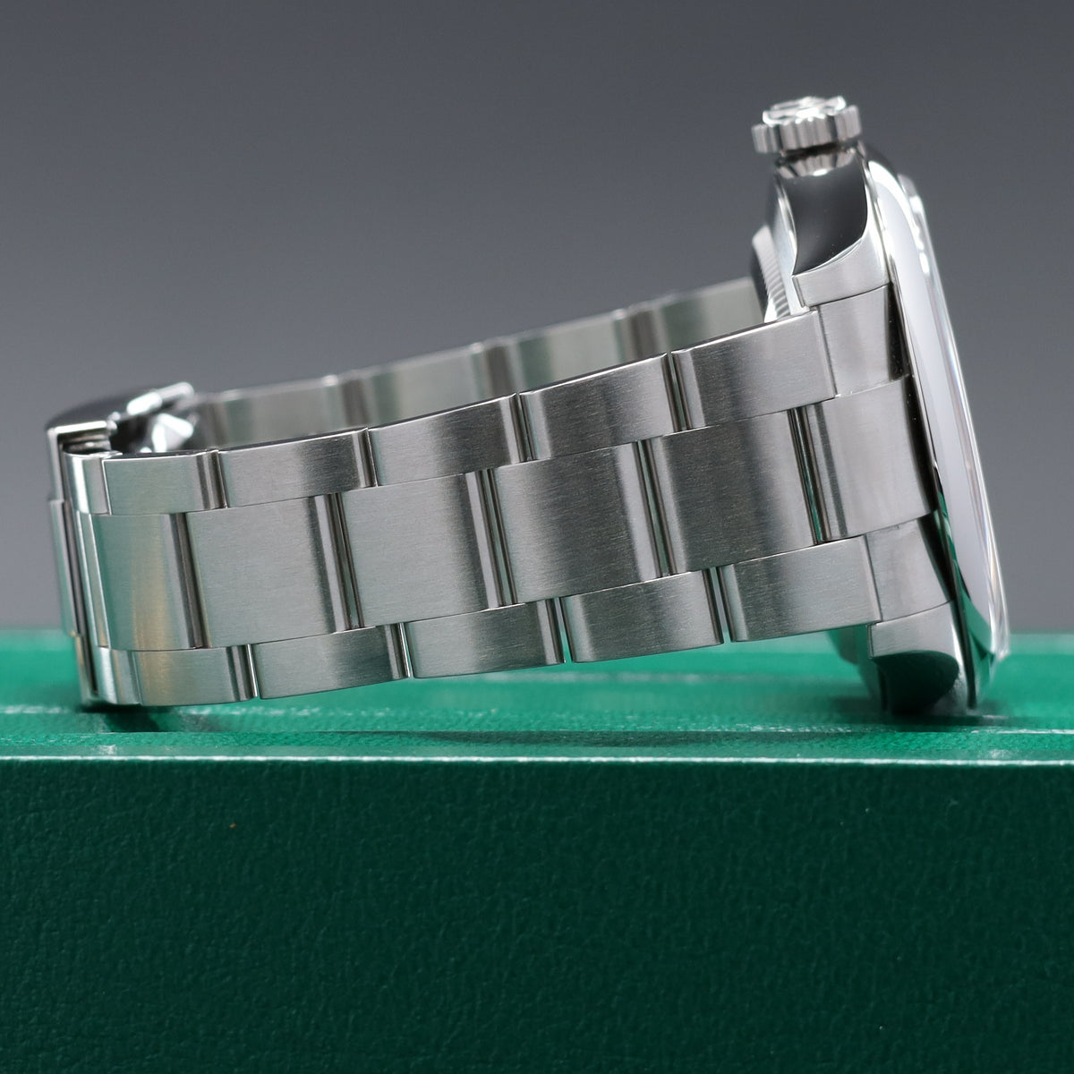 Rolex Oyster Perpetual 2026 Complete 41mm Oystersteel Pink Dial Smooth Domed Bezel Oyster Bracelet 134300