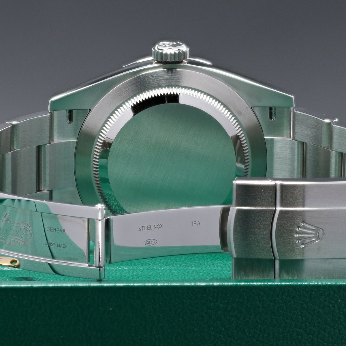 Rolex Oyster Perpetual 2026 Complete 41mm Oystersteel Pink Dial Smooth Domed Bezel Oyster Bracelet 134300