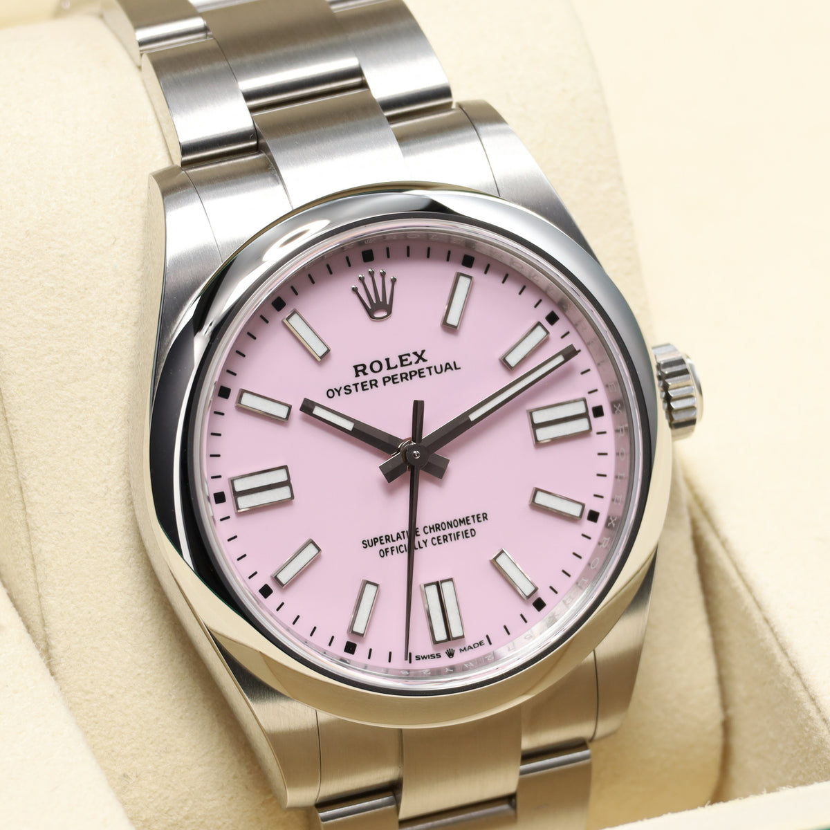 Rolex Oyster Perpetual 2026 Complete 41mm Oystersteel Pink Dial Smooth Domed Bezel Oyster Bracelet 134300
