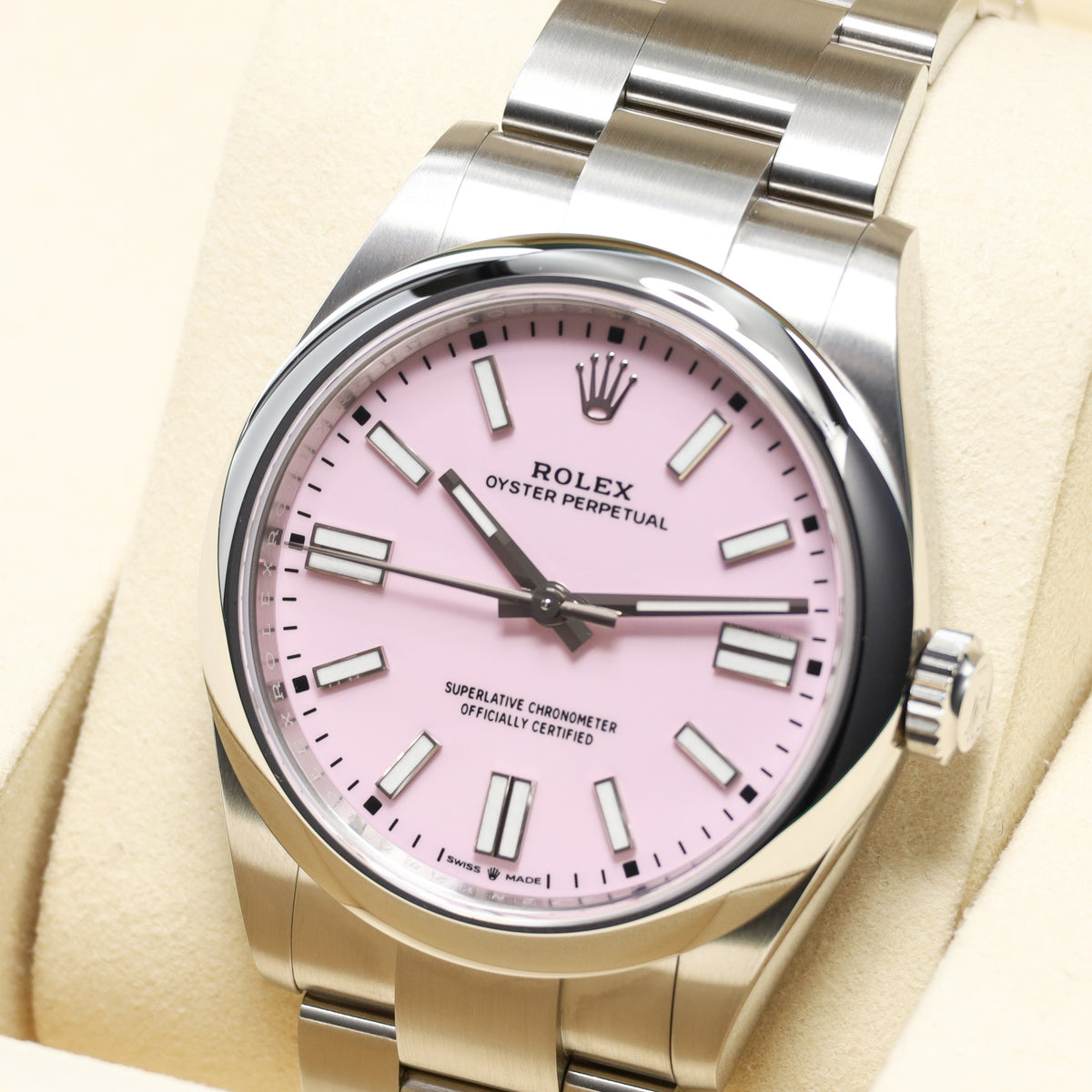 Rolex Oyster Perpetual 2026 Complete 41mm Oystersteel Pink Dial Smooth Domed Bezel Oyster Bracelet 134300