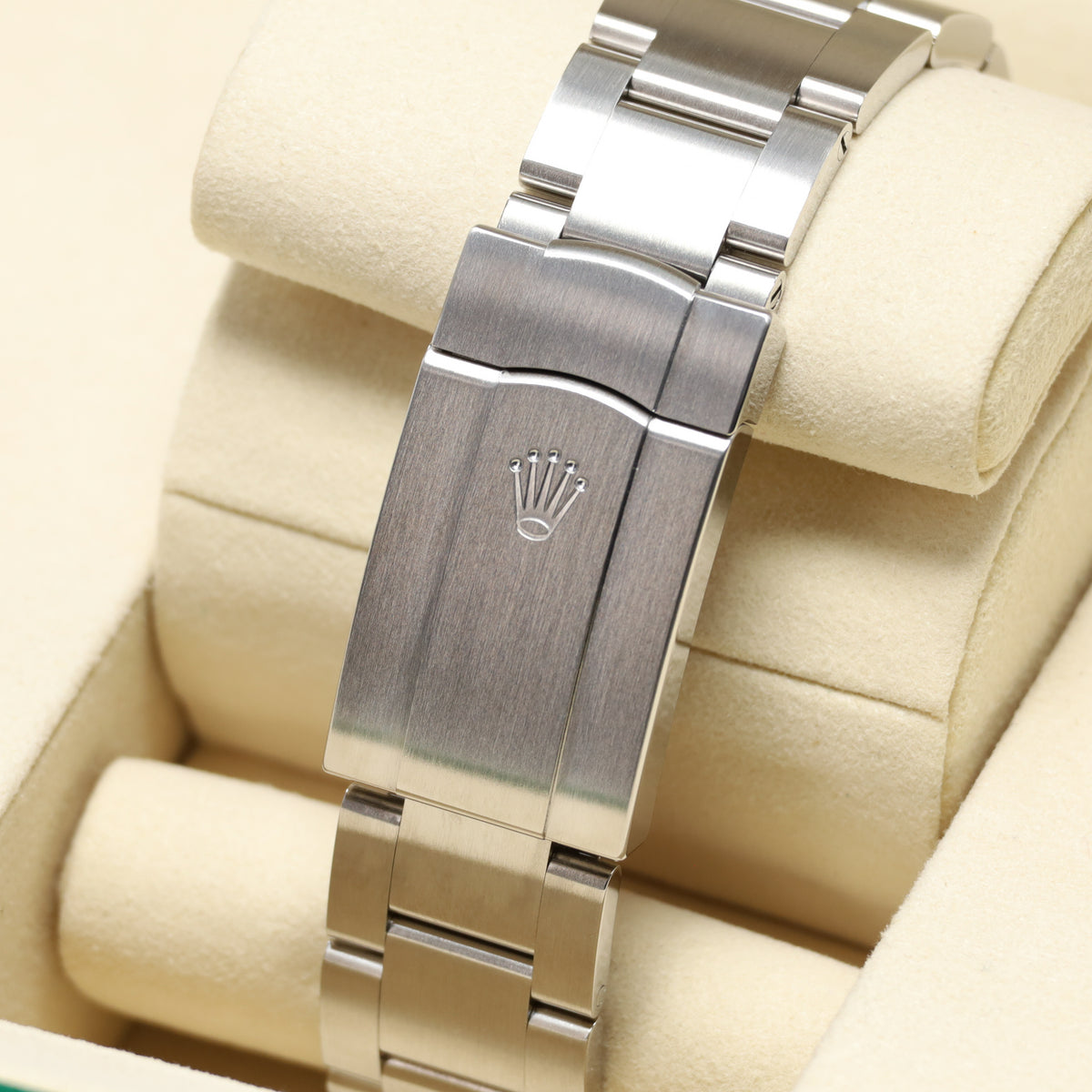 Rolex Oyster Perpetual 2026 Complete 41mm Oystersteel Pink Dial Smooth Domed Bezel Oyster Bracelet 134300