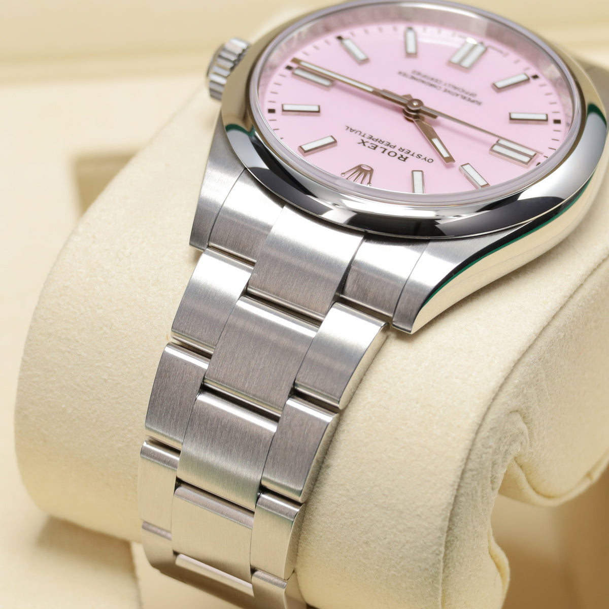 Rolex Oyster Perpetual 2026 Complete 41mm Oystersteel Pink Dial Smooth Domed Bezel Oyster Bracelet 134300
