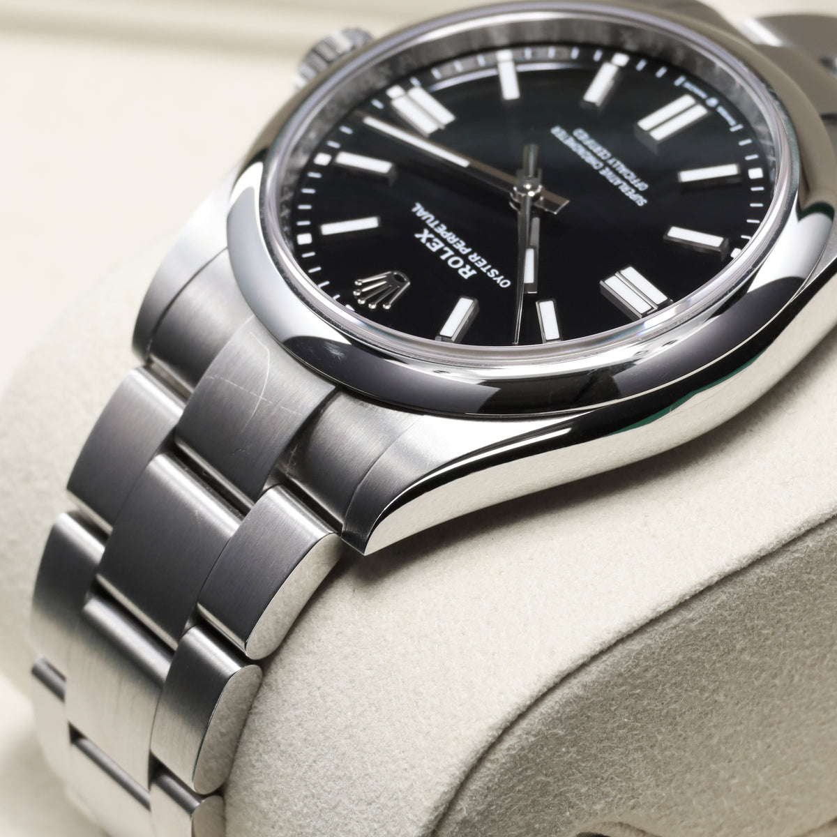 Rolex Oyster Perpetual 2026 Complete 41mm Oystersteel Black Dial Smooth Oystersteel Bezel Oyster Bracelet with Oysterclasp and Easylink Extension 134300