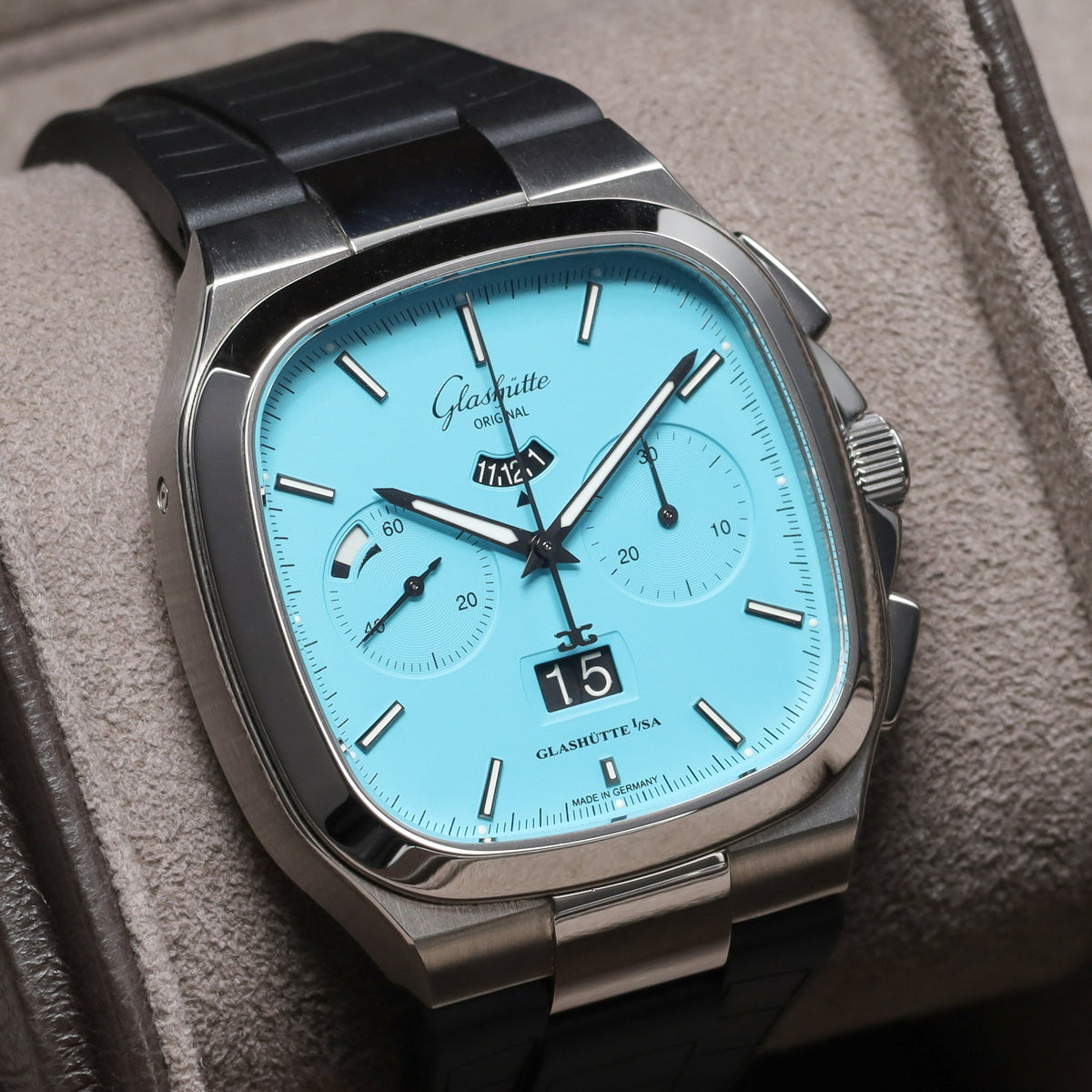 Glashutte Original Complete 40mm Stainless Steel  Disco Blue (Matte Lacquered Light Blue) Dial Fixed Stainless Steel Bezel Black Rubber Strap with Butterfly Folding Clasp 13702100263