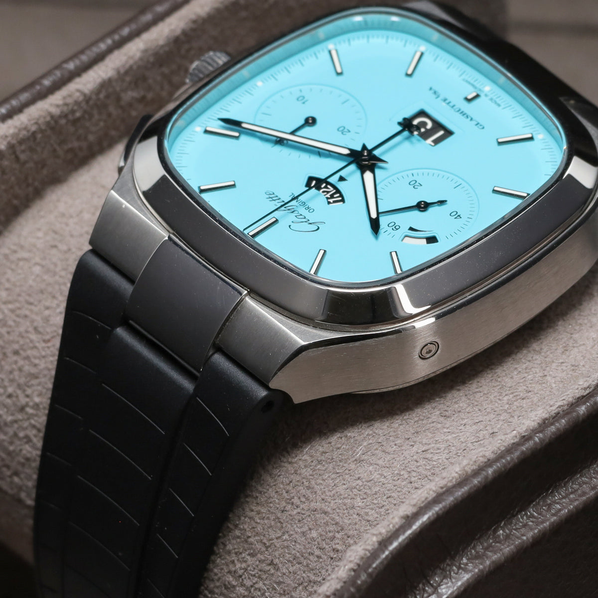 Glashutte Original Complete 40mm Stainless Steel  Disco Blue (Matte Lacquered Light Blue) Dial Fixed Stainless Steel Bezel Black Rubber Strap with Butterfly Folding Clasp 13702100263