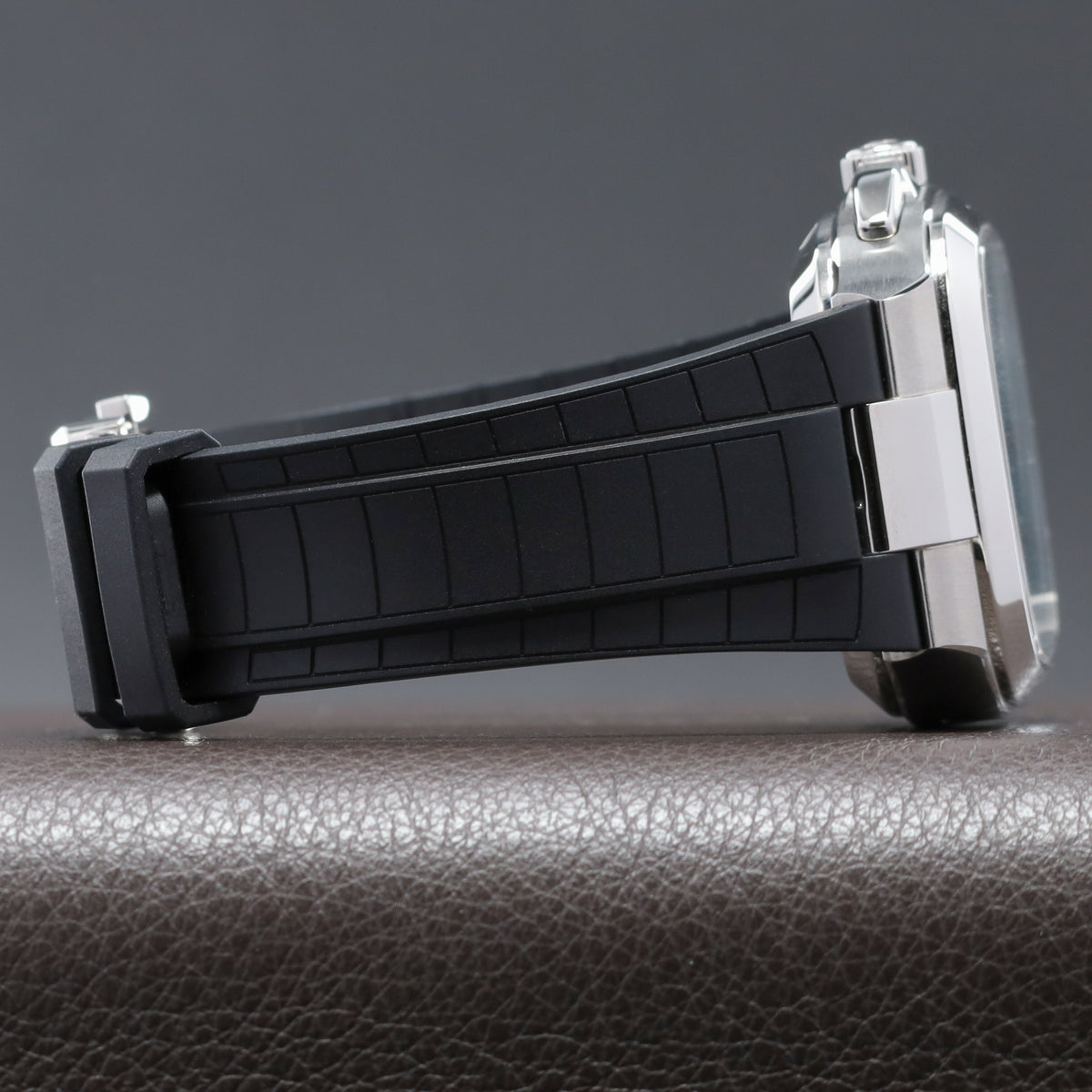 Glashutte Original Complete 40mm Stainless Steel  Disco Blue (Matte Lacquered Light Blue) Dial Fixed Stainless Steel Bezel Black Rubber Strap with Butterfly Folding Clasp 13702100263