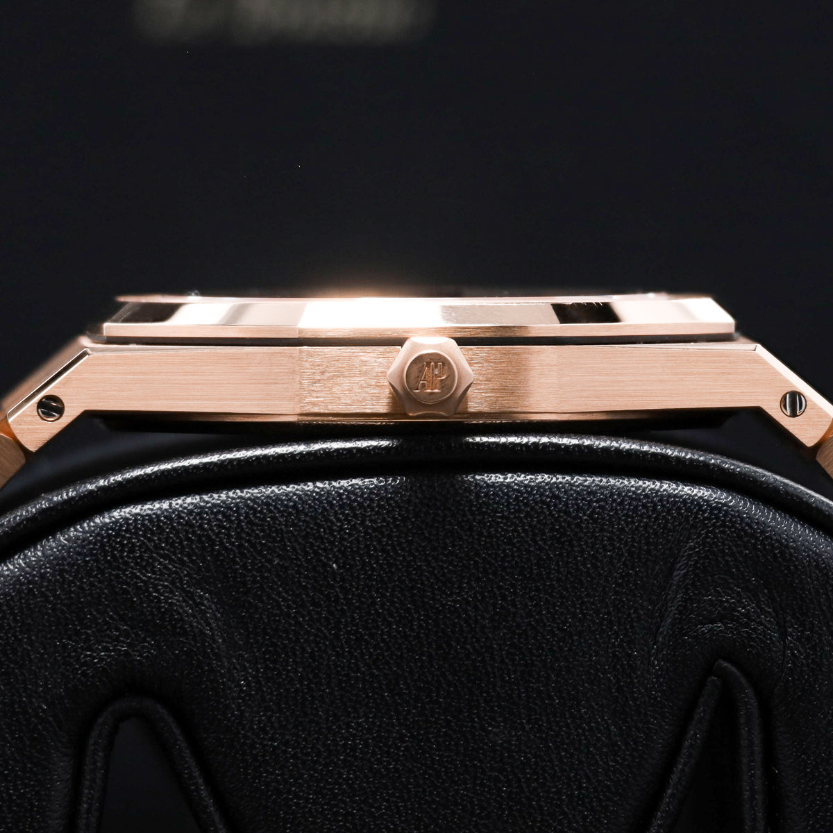 Audmears Piguet Royal Oak Jumbo Complete 18k Rose Gold Blue Dial 18k Rose Gold Bezel 18k Rose Gold Integrated Bracelet 15202OR.OO.1240OR.01