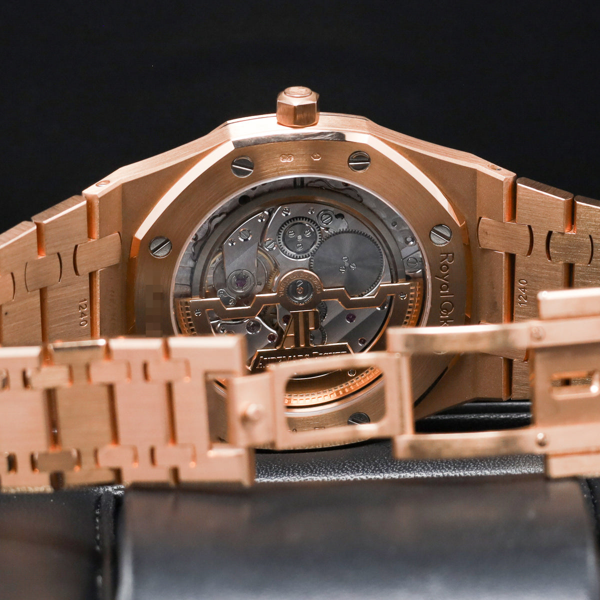 Audmears Piguet Royal Oak Jumbo Complete 18k Rose Gold Blue Dial 18k Rose Gold Bezel 18k Rose Gold Integrated Bracelet 15202OR.OO.1240OR.01