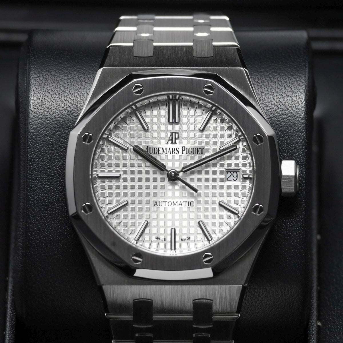Audemars Piguet Royal Oak 37mm Stainless Steel White Dial Stainless Steel Bezel  Stainless Steel Integrated Bracelet 15450ST