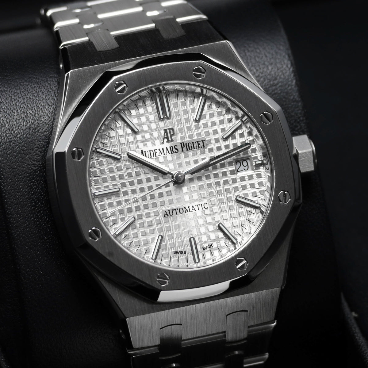 Audemars Piguet Royal Oak 37mm Stainless Steel White Dial Stainless Steel Bezel  Stainless Steel Integrated Bracelet 15450ST