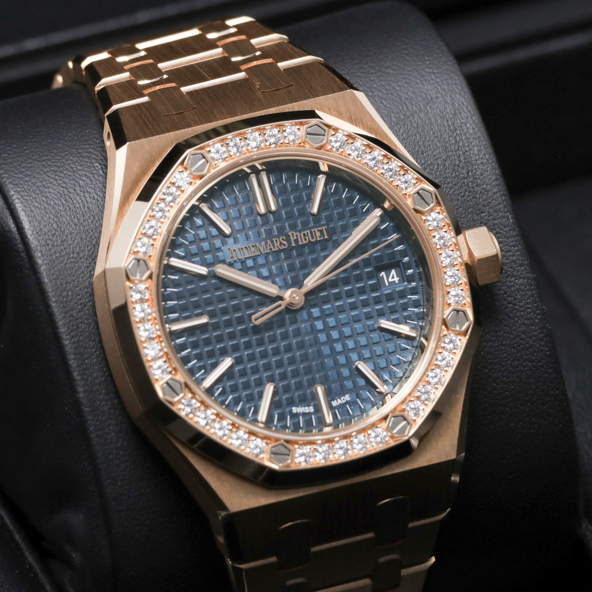 Audemars Piguet Royal Oak 2022 Complete 37mm 18k Rose Gold Blue “Grande Tapisserie” Dial Diamond-Set Bezel 18k Rose Gold Integrated Bracelet with Folding Clasp 15510OR.ZZ.1356OR.02