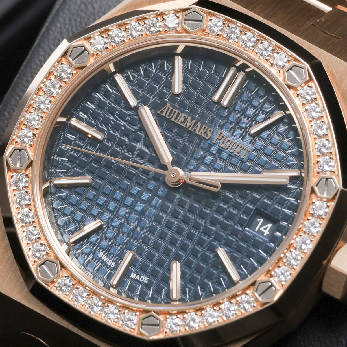 Audemars Piguet Royal Oak 2022 Complete 37mm 18k Rose Gold Blue “Grande Tapisserie” Dial Diamond-Set Bezel 18k Rose Gold Integrated Bracelet with Folding Clasp 15510OR.ZZ.1356OR.02