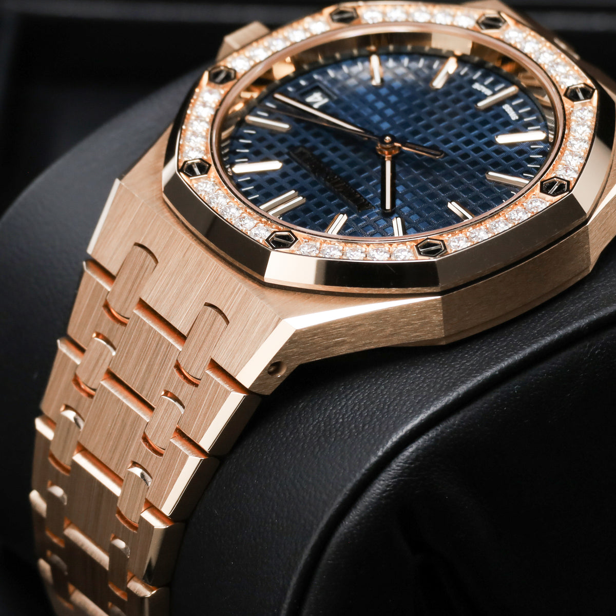 Audemars Piguet Royal Oak 2022 Complete 37mm 18k Rose Gold Blue “Grande Tapisserie” Dial Diamond-Set Bezel 18k Rose Gold Integrated Bracelet with Folding Clasp 15510OR.ZZ.1356OR.02