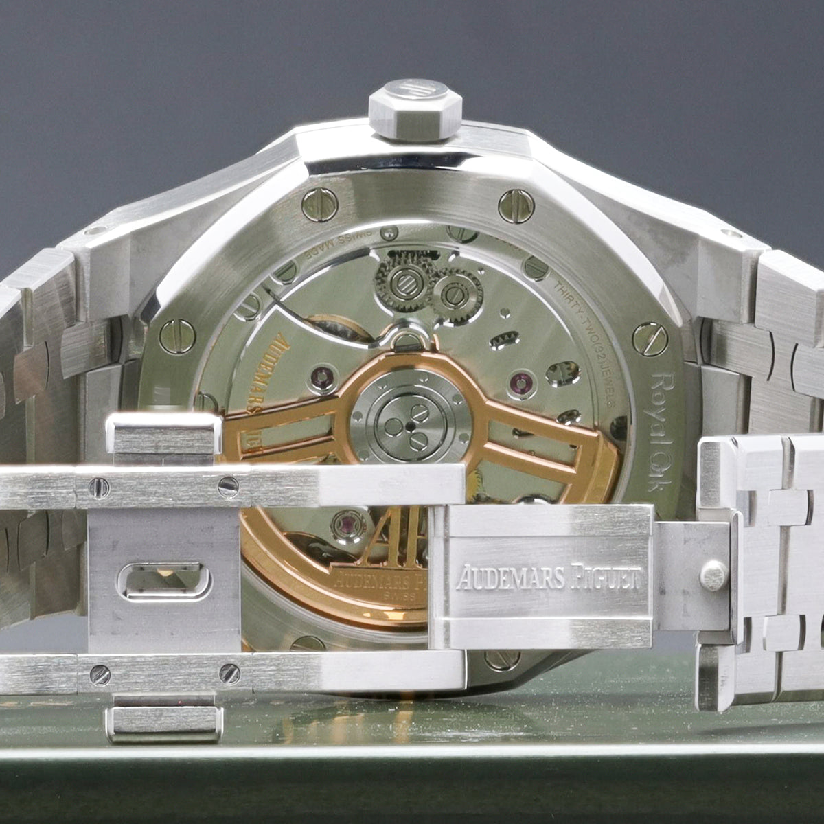 Audemars Piguet Royal Oak Complete 41mm Stainless Steel Green  Grande Tapisserie Dial Stainless Steel Octagonal Bezel stainless Steel Royal Oak Bracelet 15510ST