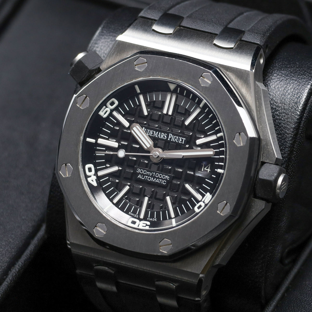 Audemars Piguet	Royal Oak Offshore 2014 Complete 42mm Stainless Steel Black Dial Royal Oak Octagonal Bezel Black Rubber Strap 15703ST.OO.A002CA.01