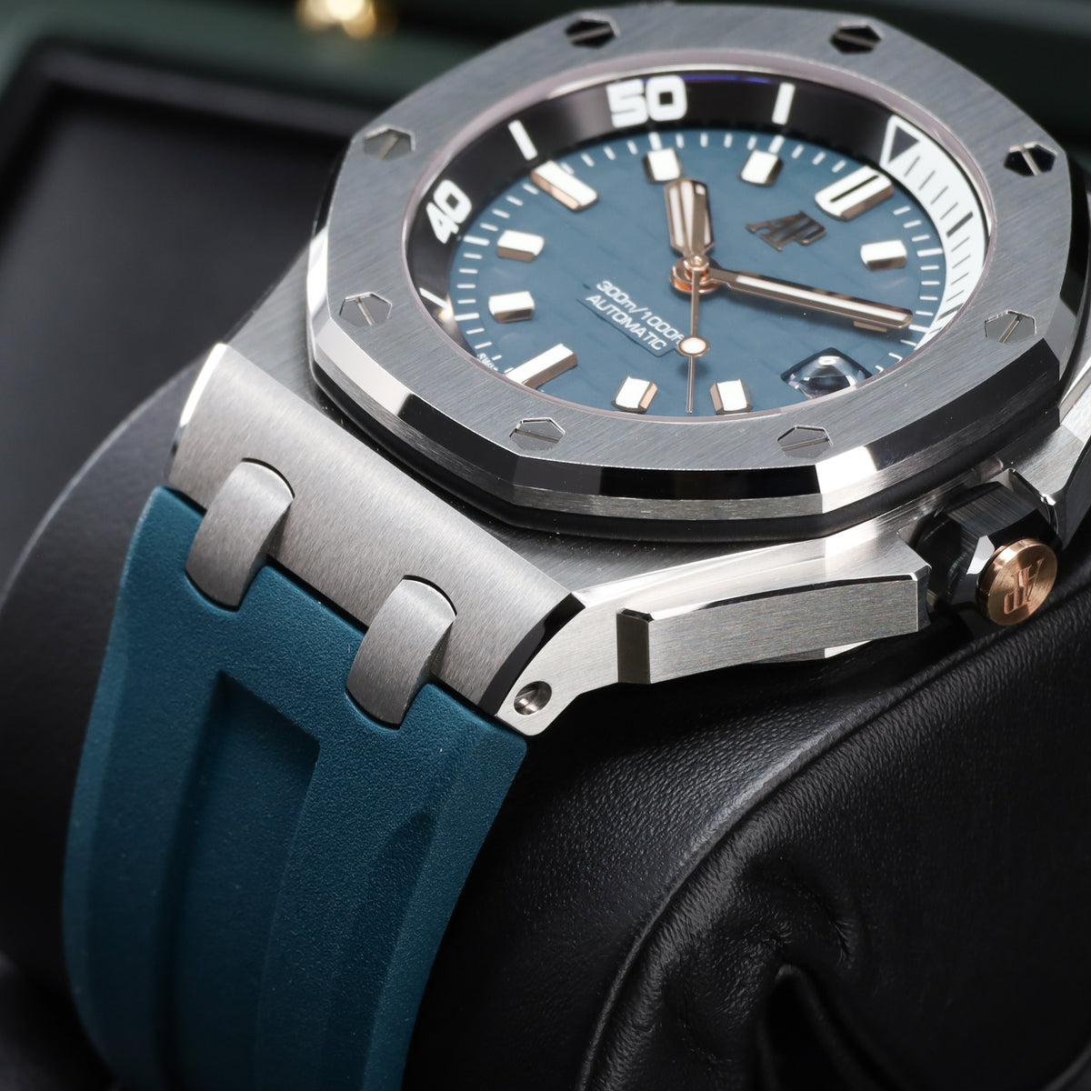 Audemars Piguet Royal Oak Offshore "Blue Diver" 2026 Complete 42mm Stainless Steel Deep Teal / Abyssal Blue Dial Inner Rotating Diving Bezel Blue Rubber Strap 15720ST.OO.A403CA.01