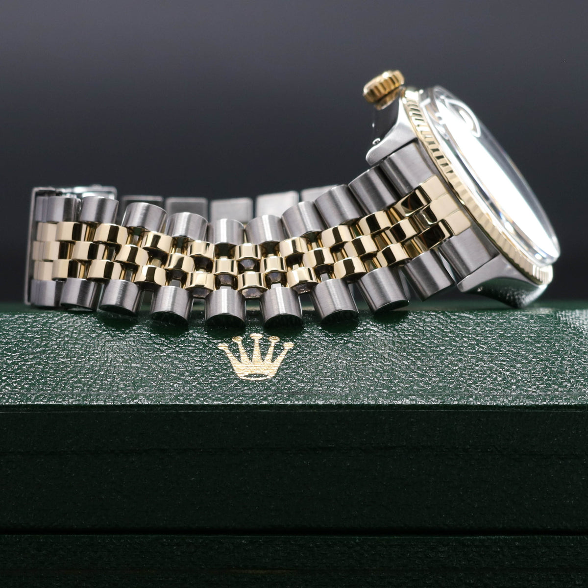 Rolex Datejust Complete 36mm  Stainless Steel and Yellow Gold Linen Dial Yellow Gold Fluted Bezel Two-Tone Jubilee Bracelet 16013