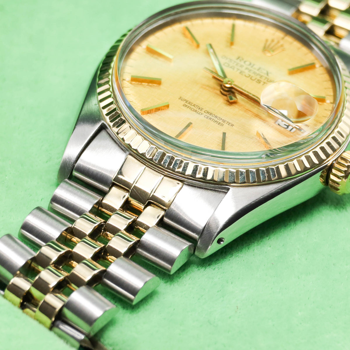 Rolex Datejust Complete 36mm  Stainless Steel and Yellow Gold Linen Dial Yellow Gold Fluted Bezel Two-Tone Jubilee Bracelet 16013