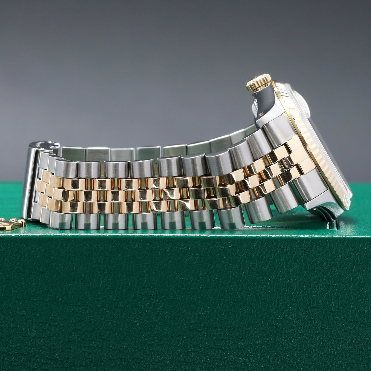Rolex DateJust 1990 36mm Two-Tone Steel/Gold Silver Pyramid Dial Yellow Gold Fluted Bezel Jubilee 16233