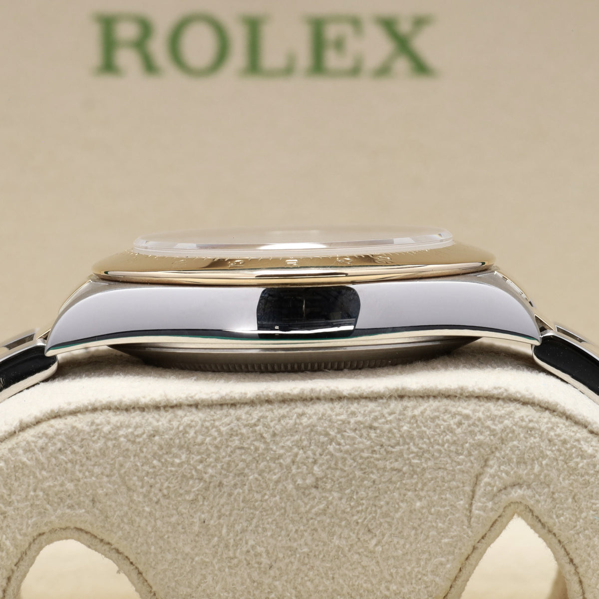 Rolex Daytona 40mm Two-Tone Black/Champagne Dial Yellow Gold Tachymeter Bezel Oyster 16523