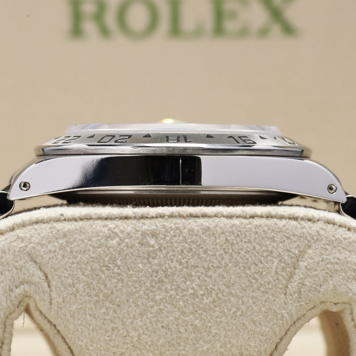Rolex Explorer II Polar GMT 1999 40mm White Dial Steel Case Silver Bezel Oyster Bracelet 16570