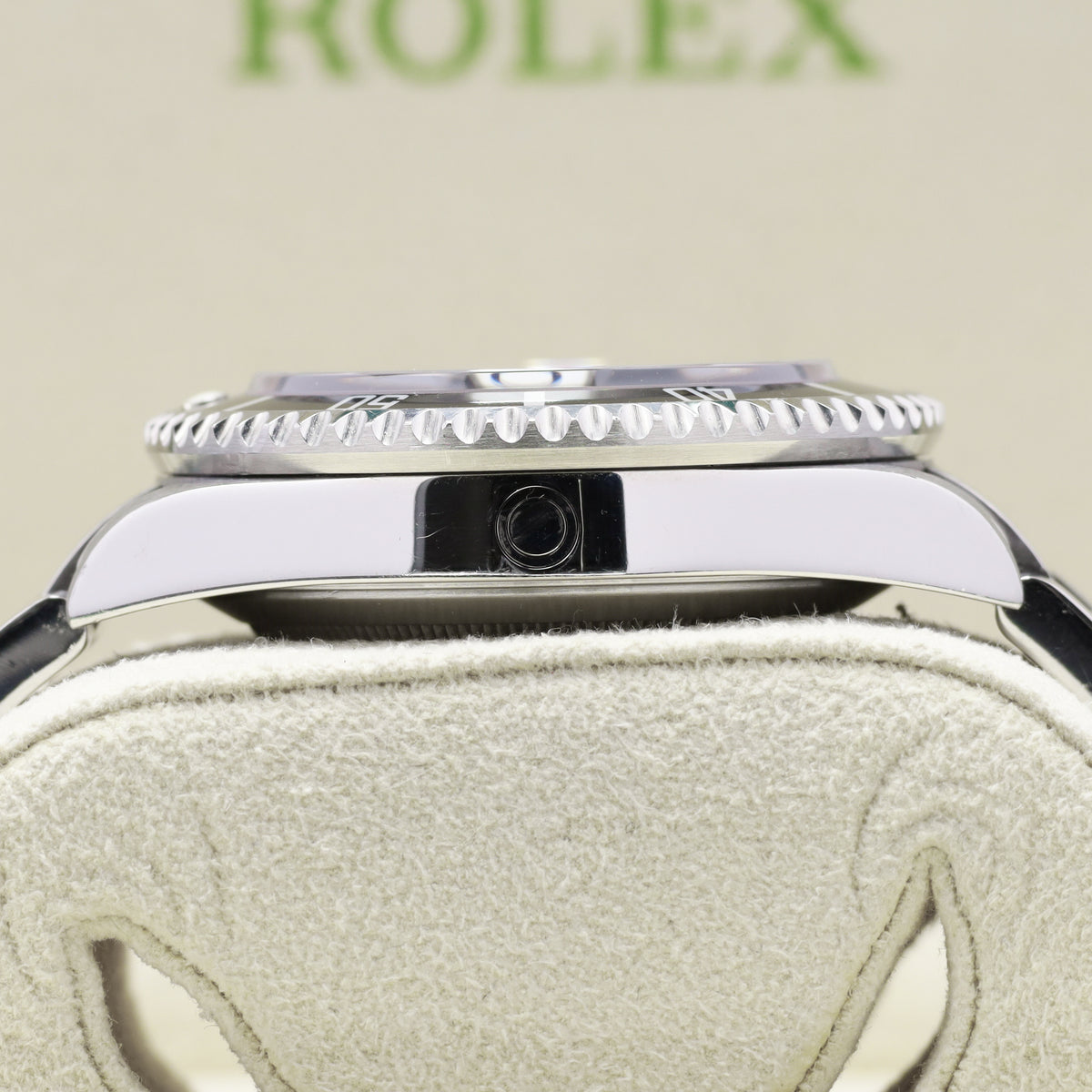 Rolex Sea Dweller 40mm Oystersteel Black Dial Black Aluminum Unidirectional Bezel Oyster Bracelet 16600
