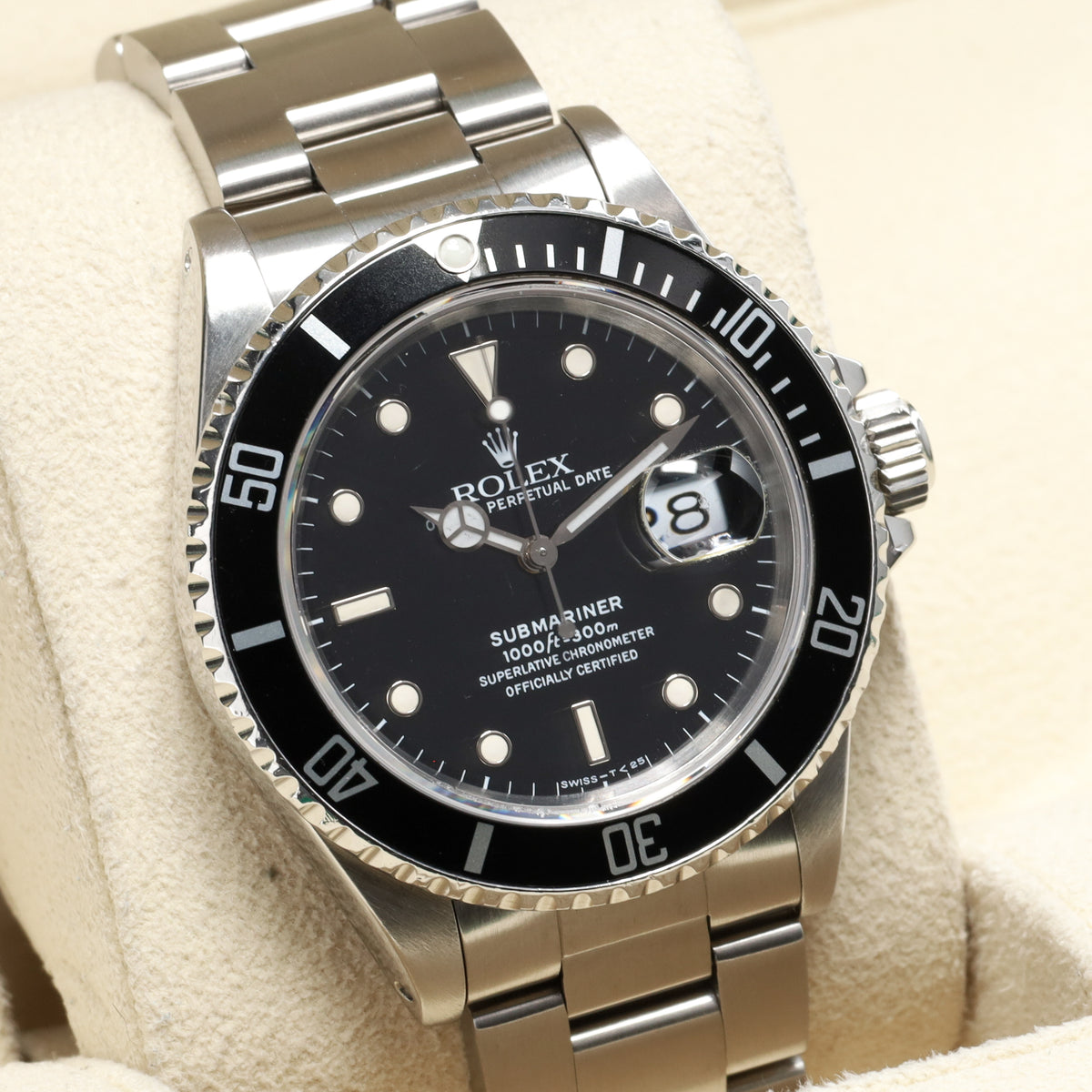 Rolex Submariner 1990 40mm Stainless Steel Black Dial Black Aluminum Unidirectional Rotating Bezel Oyster Bracelet 16610