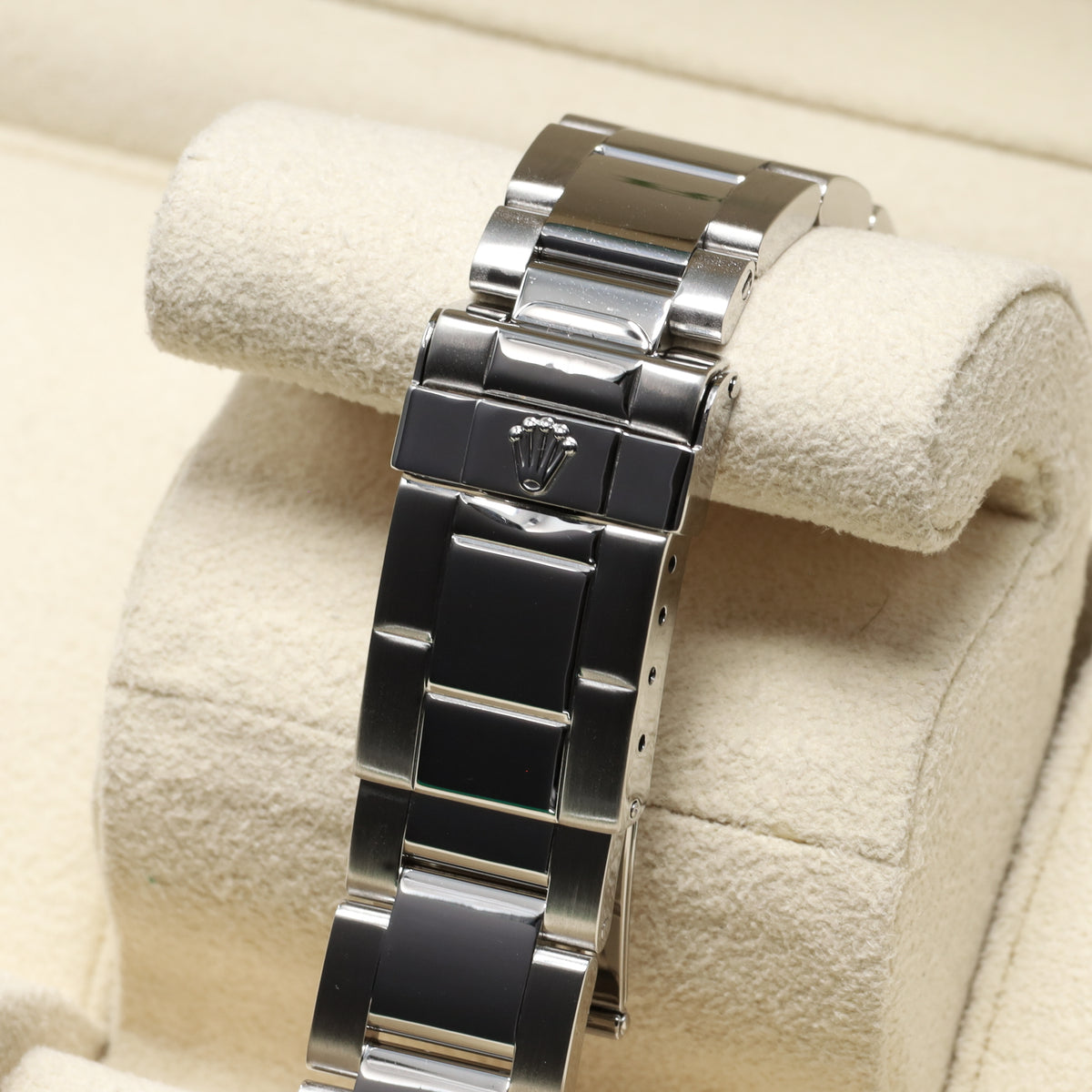 Rolex Yachtmaster 40mm Stainless steel Rolesium Silver Dial Platinum Bidirectional Bezel Oyster Bracelet 16622