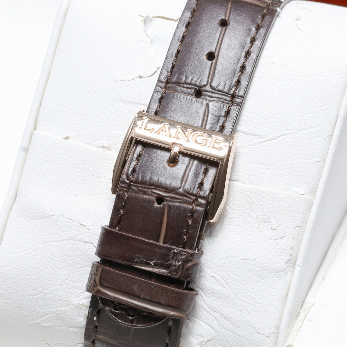 A Lange Saxonia 2017 Complete 37mm 18k Rose Gold Silver Argenté Dial 18k Rose Gold Bezel Brown Alligator Leather Strap 201.033