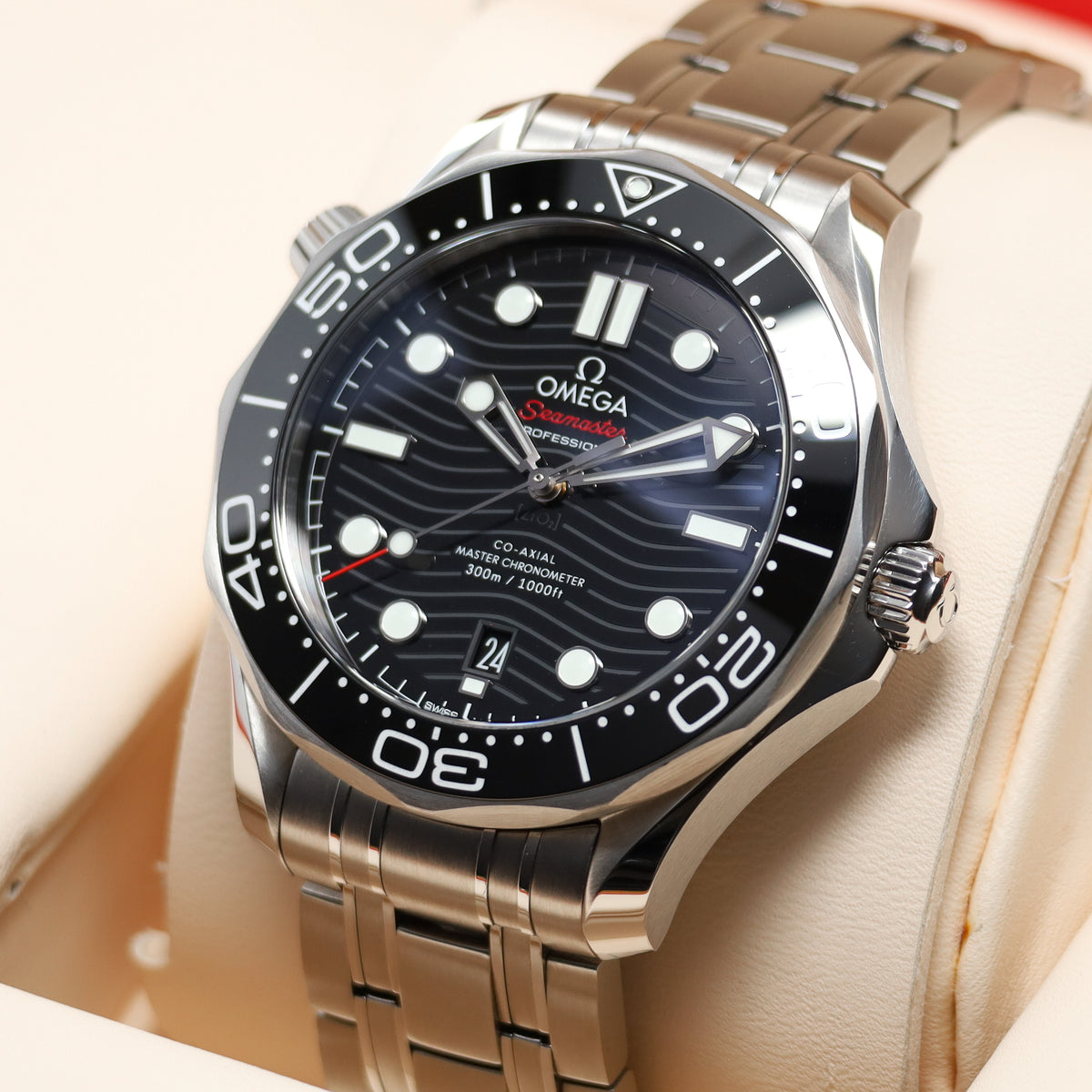 Omega Seamaster Diver 300M 2024 Complete 42mm Stainless steel Black Dial Black ceramic Bezel Stainless steel 210.30.42.20.01.001