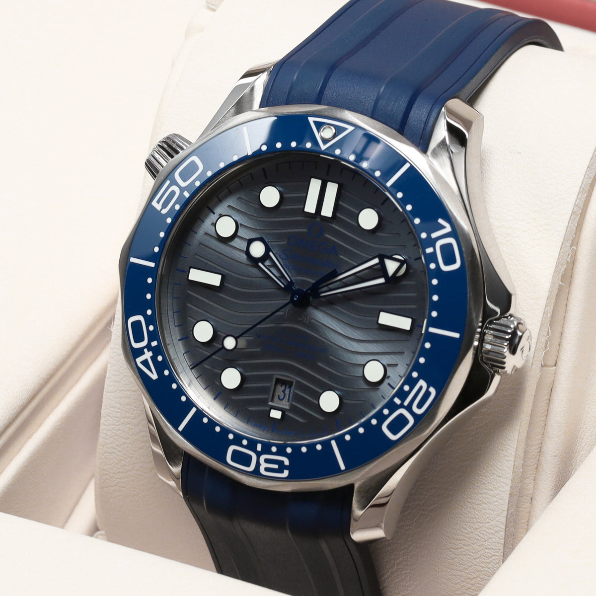 Omega Seamaster 2025 Complete 42mm Stainless Steel Grey Wave Dial Blue Ceramic Unidirectional Bezel Blue Rubber Strap 210.32.42.20.06.001